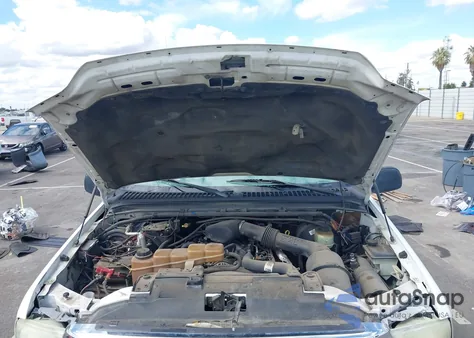 2003 Ford F-250 Lariat/Xl/Xlt из США, поврежденный, VIN 1FTNX20LX3EB96981